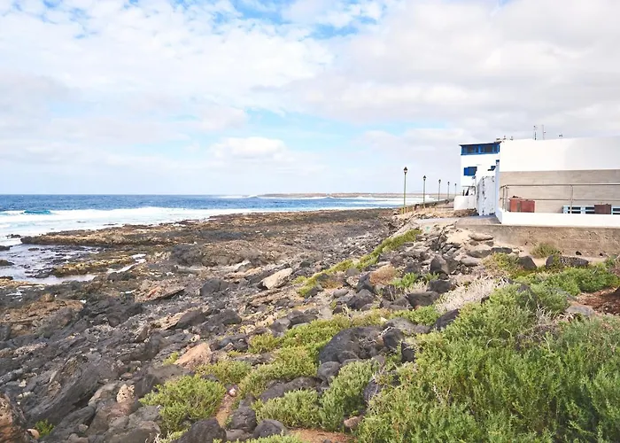 Casa Mar Adentro * La Santa